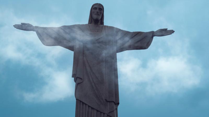 Taylor Swift's "Junior Jewels" Inspires Christ the Redeemer Projection