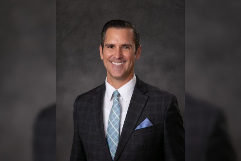 Top Attorneys - Mitchell J. Howie 
